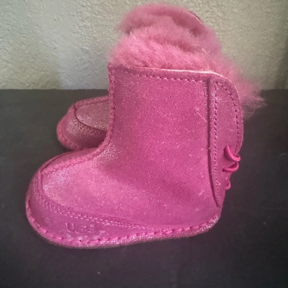UGG questions leave
